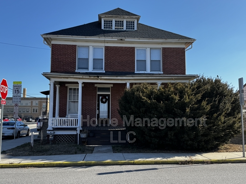 143 N Albemarle St in York, PA - Foto de edificio