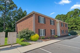 Autumn Chase Apartment Community in Myrtle Beach, SC - Foto de edificio - Building Photo