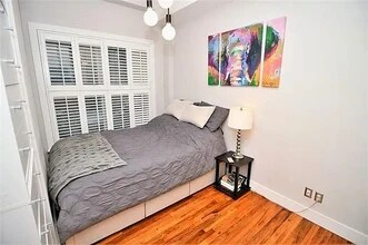 512 1st St in Hoboken, NJ - Foto de edificio - Building Photo