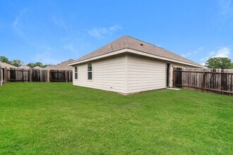 13815 Winding Path Ln in Willis, TX - Building Photo - Building Photo
