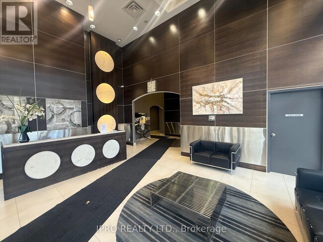 190-2190 Borough Dr in Toronto, ON - Building Photo - Building Photo