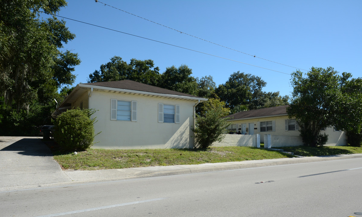 1016 Lake Silver Dr NE in Winter Haven, FL - Building Photo