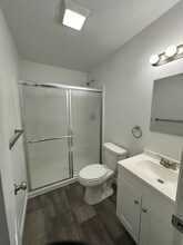 1120 Montana St, Unit Apt 33 in Gooding, ID - Foto de edificio - Building Photo