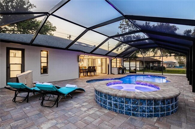 property at 3307 Santa Barbara Blvd