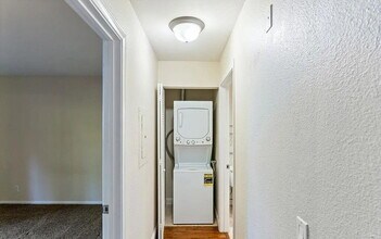 12570 Carmel Creek Rd in San Diego, CA - Building Photo - Building Photo