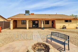 2068 Palo Verde Blvd S in Lake Havasu City, AZ - Building Photo - Building Photo
