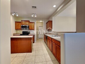 5409 W Fremont Rd in Laveen, AZ - Building Photo - Building Photo