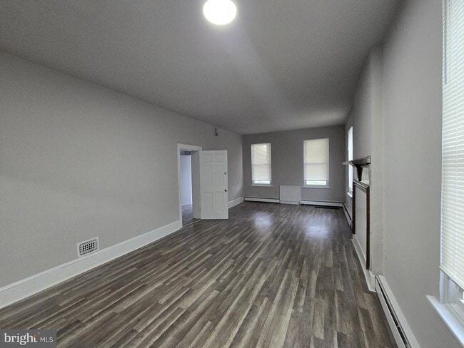 5526 N Mascher St in Philadelphia, PA - Building Photo - Building Photo