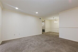 208 Natchez Trace in Atlanta, GA - Building Photo - Building Photo