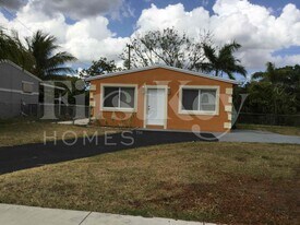 1785 SW 43rd Ave in Fort Lauderdale, FL - Building Photo