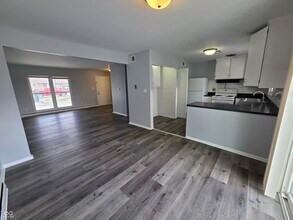 3821 Biscayne Rd in Indianapolis, IN - Building Photo - Building Photo