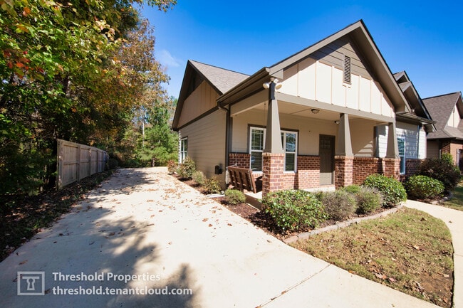 5577 Timber Leaf Trail in Bessemer, AL - Building Photo - Building Photo