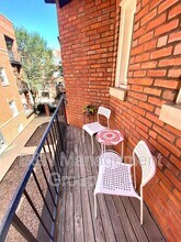 1055 W Dakin St in Chicago, IL - Building Photo - Building Photo