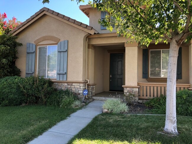 property at 550 Triple Crown Ct