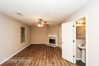 6614 Rebecca Lou Ln in Lithonia, GA - Foto de edificio - Building Photo