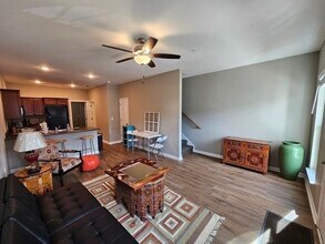 2245 Del Carmel Way in Tallahassee, FL - Building Photo - Building Photo