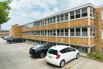 Morton Street Apartments in Jacksonville, IL - Foto de edificio - Building Photo