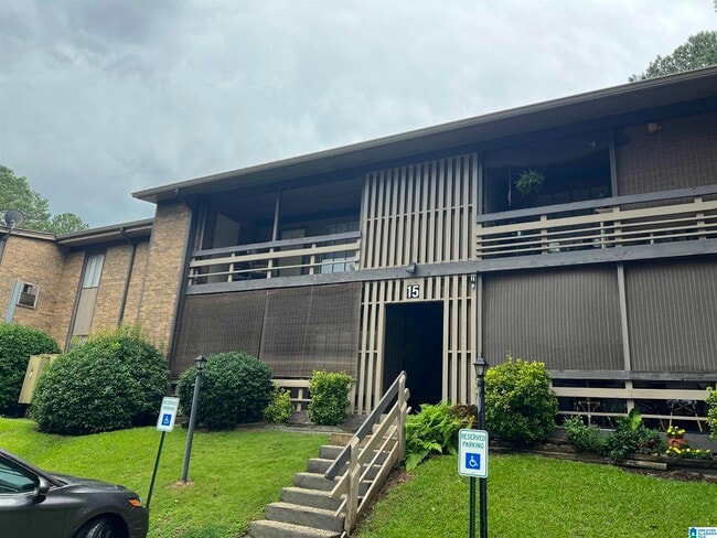 property at 2812 Georgetown Dr