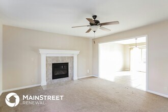 1303 NW High View Dr in Grain Valley, MO - Building Photo - Building Photo