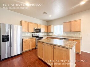 396 E Bradstock Way in San Tan Valley, AZ - Building Photo - Building Photo