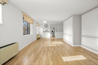 15 Lafayette Ct in Greenwich, CT - Building Photo - Building Photo