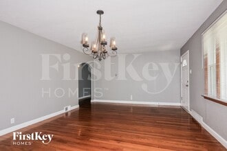 2 Valley Rd in St. Charles, MO - Building Photo - Building Photo