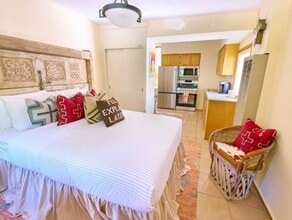 522 Hillside Ave in Santa Fe, NM - Building Photo - Building Photo