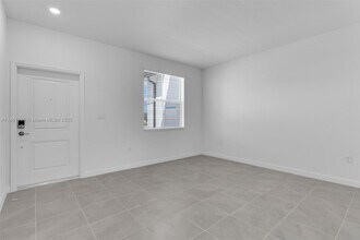 2660 SE 28th St in Homestead, FL - Building Photo - Building Photo