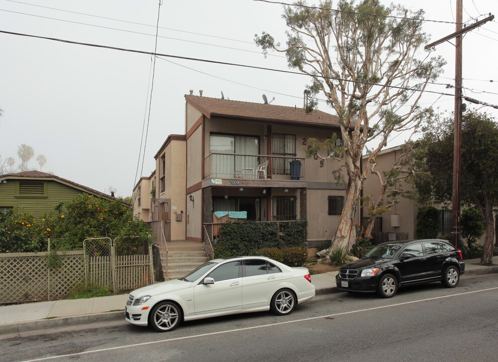 2009 4th St in Santa Monica, CA - Building Photo