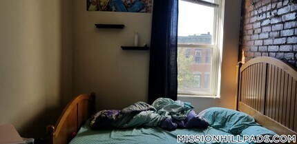 890 Huntington Ave in Boston, MA - Building Photo - Building Photo