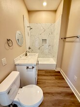 1908 Marigny St in New Orleans, LA - Foto de edificio - Building Photo