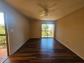 2875 Winkler Ave in Ft. Myers, FL - Building Photo - Building Photo