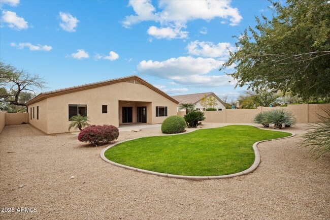 7360 E Wing Shadow Rd in Scottsdale, AZ - Building Photo - Building Photo