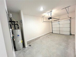 4141 Oakwood Ter Ct in Oakwood, GA - Building Photo - Building Photo
