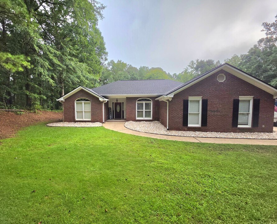 52 Aspen Rd in Fortson, GA - Foto de edificio