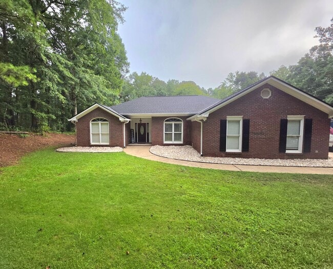 property at 52 Aspen Rd