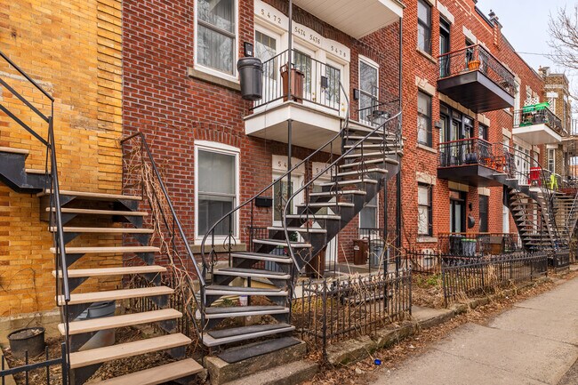 5472-5482 3E Av in Montréal, QC - Building Photo - Building Photo
