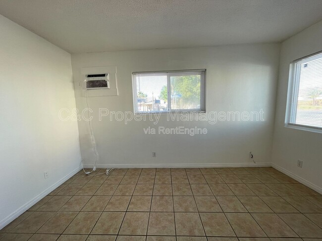 199 N Inez St in Hemet, CA - Building Photo - Building Photo