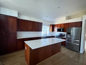 705 Summer Cir in Brentwood, CA - Building Photo - Building Photo