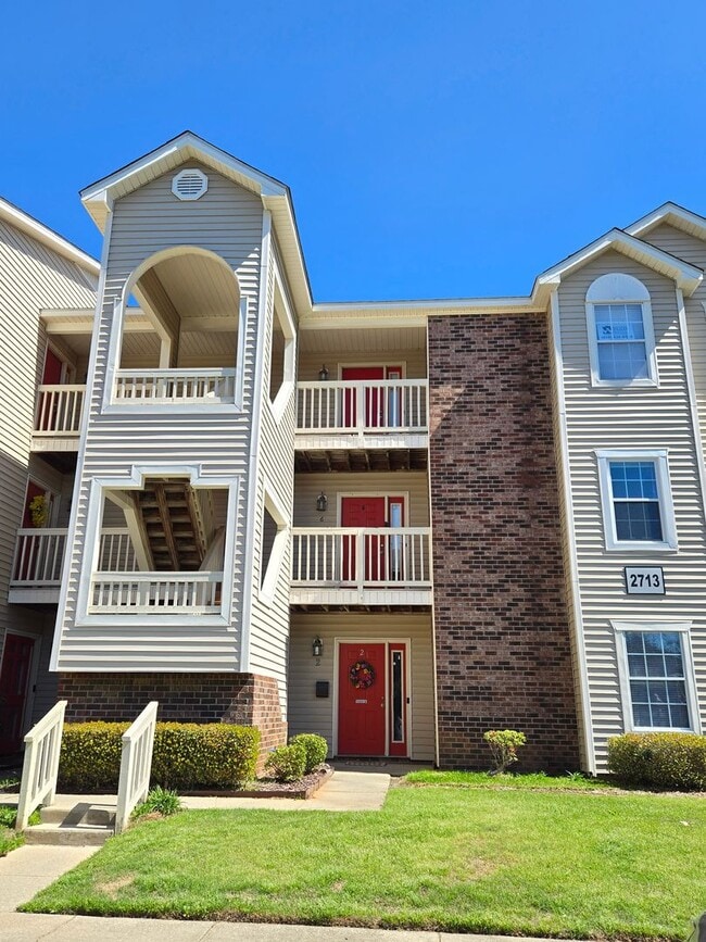 2713 Preston Woods Ln