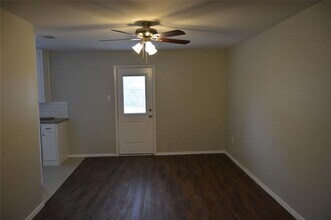 7616 Parkwood Ln in Fort Worth, TX - Building Photo - Building Photo