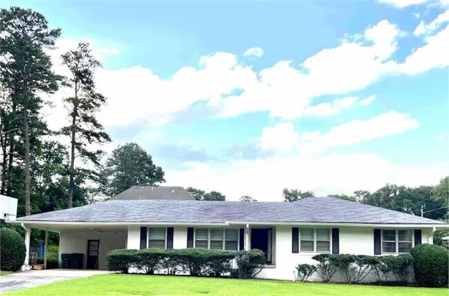 2984 Lavista Ct in Decatur, GA - Building Photo - Building Photo