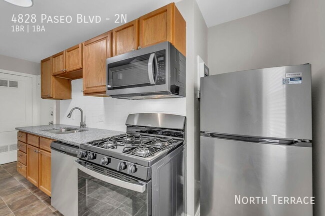 4828 The Paseo in Kansas City, MO - Building Photo - Building Photo