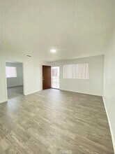 10617 Main St in Los Angeles, CA - Building Photo - Building Photo