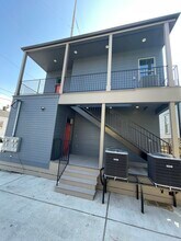 913 N Gayoso St, Unit 2A in New Orleans, LA - Foto de edificio - Building Photo