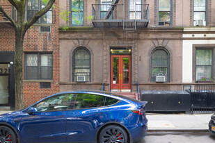 326 E 90th St in New York, NY - Foto de edificio - Building Photo