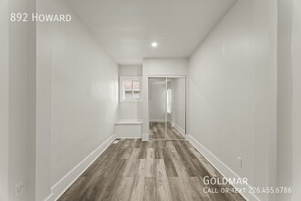 2 Bedroom 1 Bath on Howard in Windsor, ON - Building Photo - Building Photo