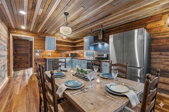 1148 Gunter St in Austin, TX - Building Photo - Building Photo