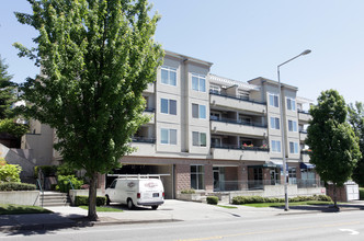 Westview South in Seattle, WA - Building Photo - Building Photo