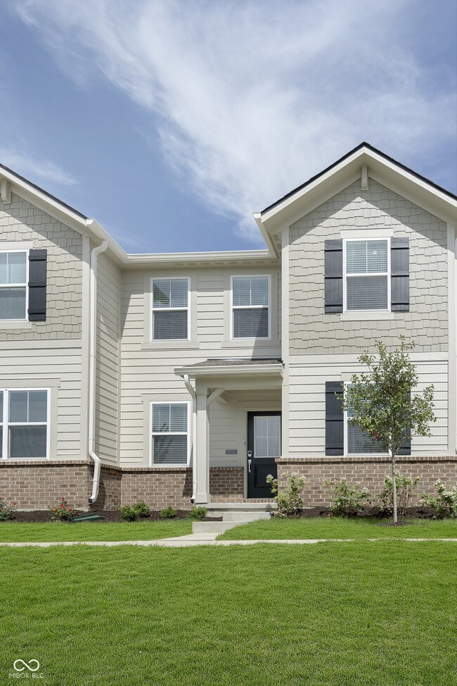 17290 Wellburn Dr in Westfield, IN - Building Photo - Building Photo